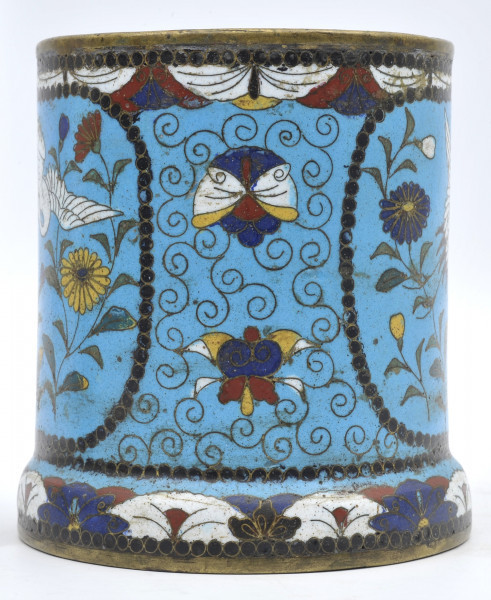 ujęcie całości od strony czwartej (z boku)