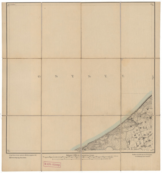 drukowana mapa 214 Neu Strand I - Ujęcie z przodu;  Mapę 214 Neu Strand I opracowano w 1889, a wydano w 1890 roku. Obejmuje obszar w pobliżu miejscowości Neu Strand, Kreis Stolp, Reg. Bez. Köslin, Prov. Pommern, dziś Poddąbie, pow. słupski, woj. pomorskie, Polska. Jest jedynym zachowanym egzemplarzem arkusza przedwojennej mapy topograficznej oznaczonego godłem 214, zawierającym dane o lokalizacji obiektów i ich nazw w zasobie archiwalnym Flurnamen Sammlung. Na drukowanej mapie ręcznie naniesiono warstwę z numeracją obiektów fizjograficznych odnoszących się do miejscowości: Neu Strand.