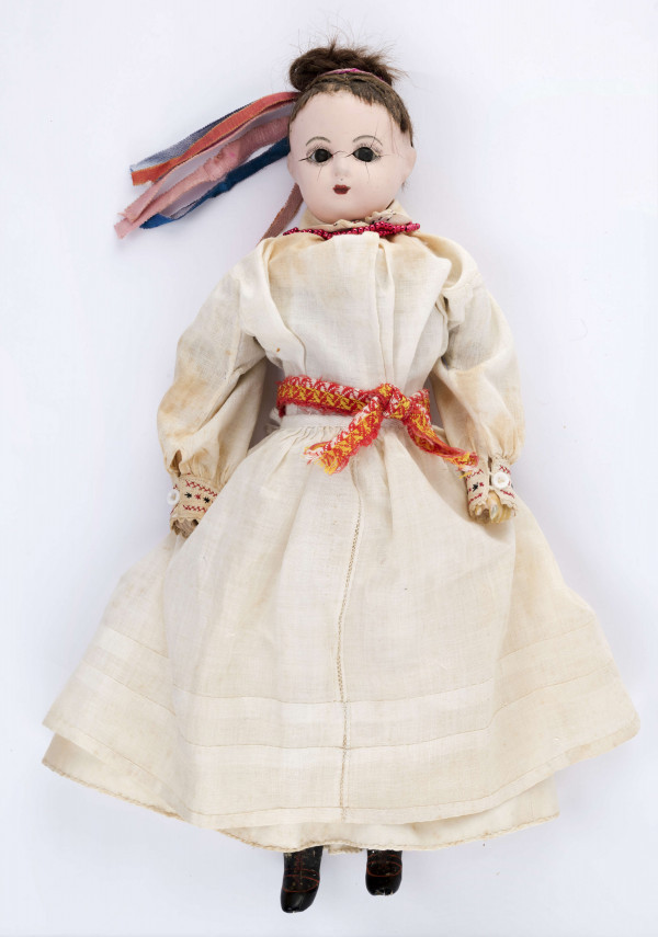How Porcelain Dolls Became the Ultimate Victorian Status Symbol, History