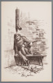 ML/H/1561/7 - Młody mężczyzna siedzi przygarbiony na ławce, oparty o mur. Ubrany w ciemny płaszcz z postawionym kołnierzem i spodnie. Pod pachą skrzypce i smyczek, prawą dłoń opiera o ławkę. Nogi skrzyżowane. Wyraz twarzy smutny, postawa pełna rezygnacji i przygnębienia. Ławka prosta, umiejscowiona w rogu muru, na ławce leżący niewielki przedmiot, może czapka. Nad głową mężczyzny rynna. Na murze lekko zarysowane cegły. Na pierwszym planie bruk, poniżej podpis: bez jutra.