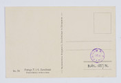 MPol/185/ML - Karta pocztowo-korespondencyjna o formacie prostokątnym, czarno-biała. Przedstawia krzyż W. Pola z fragmentem Doliny Kościeliskiej w Tatrach. W tle dzrewa iglaste oraz góry (Tatry).