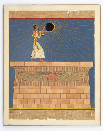 Symboliczna scena zaćmienia Słońca. Na wysokim kamiennym postumencie, ozdobionym motywem skrzydlatego dysku, stoi kapłan, który czarnym kołem zakrywa Słońce. 