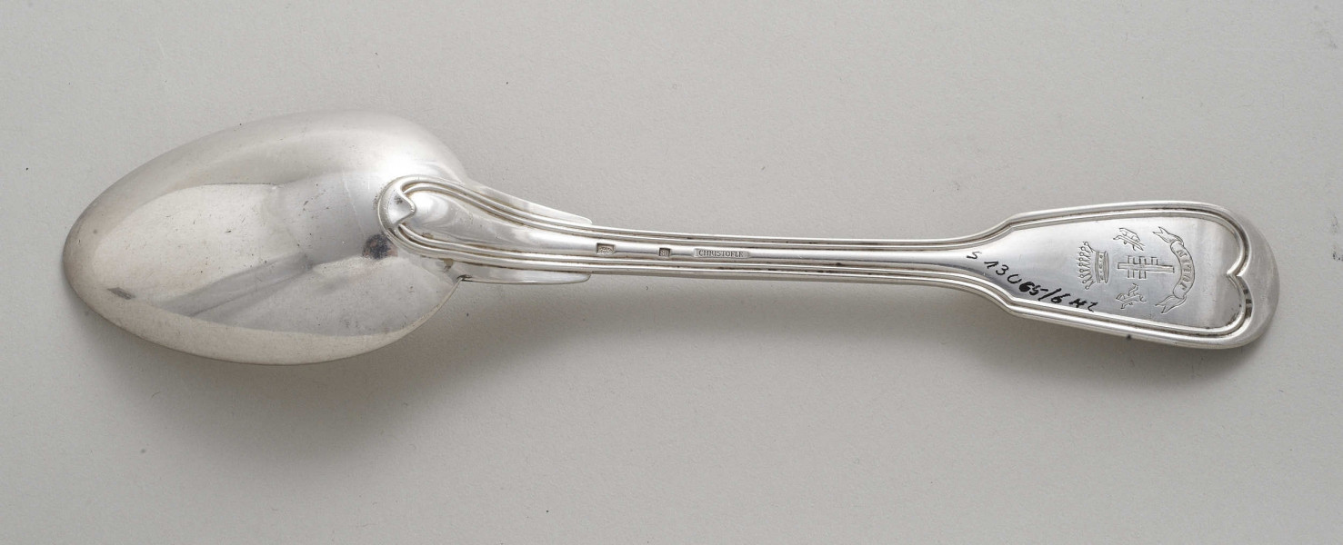 6 łyżek stołowych