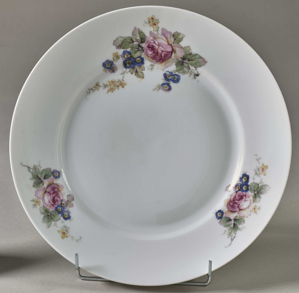 Talerz płytki, widok od przodu, zdjęcie do kart