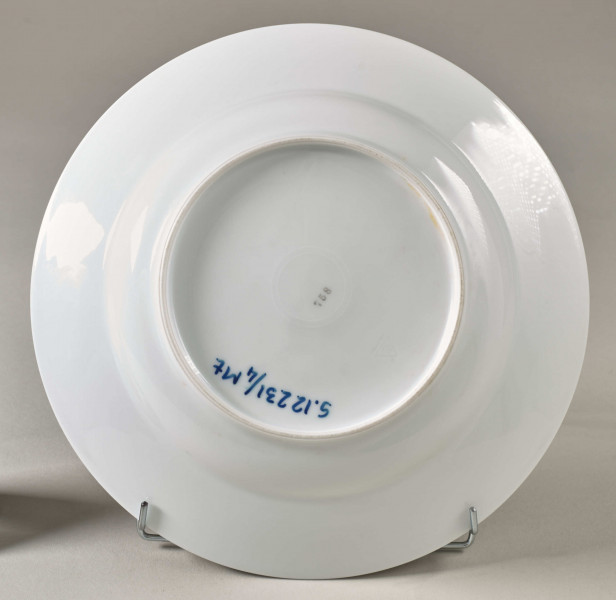 Talerz głęboki, widok od tyłu, zdjęcie do kart